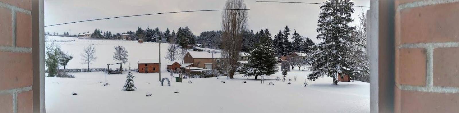 ホテル Au Pays D'Angeline La Pacaudière 部屋 写真